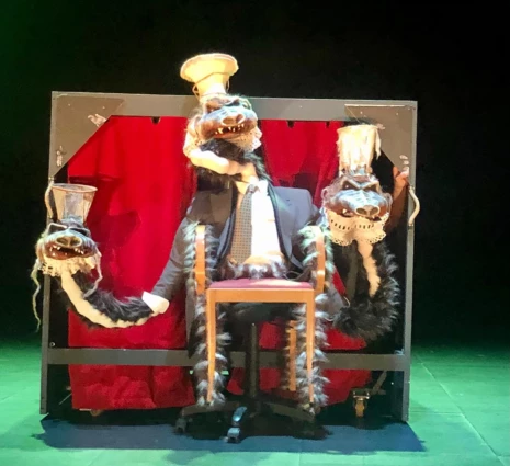 Photo 2 