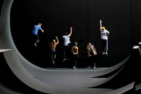 Photo 6 