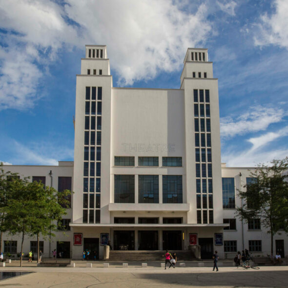 photo facade du théâtre TNP
